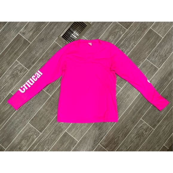 sport tex Tops - Hot pink shirt critical care. Sport tech. Medium long sleeve